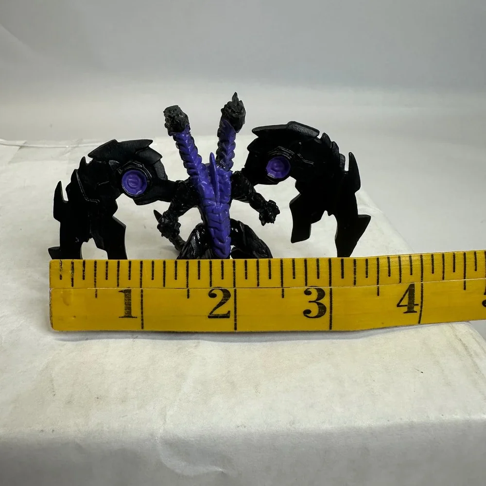Bakugan Battle Planet Nillious Two Headed Dragon Action Figure Black Purple
